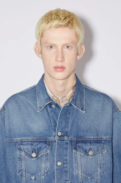 Lockere Denimjacke