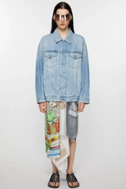 Lockere Denimjacke