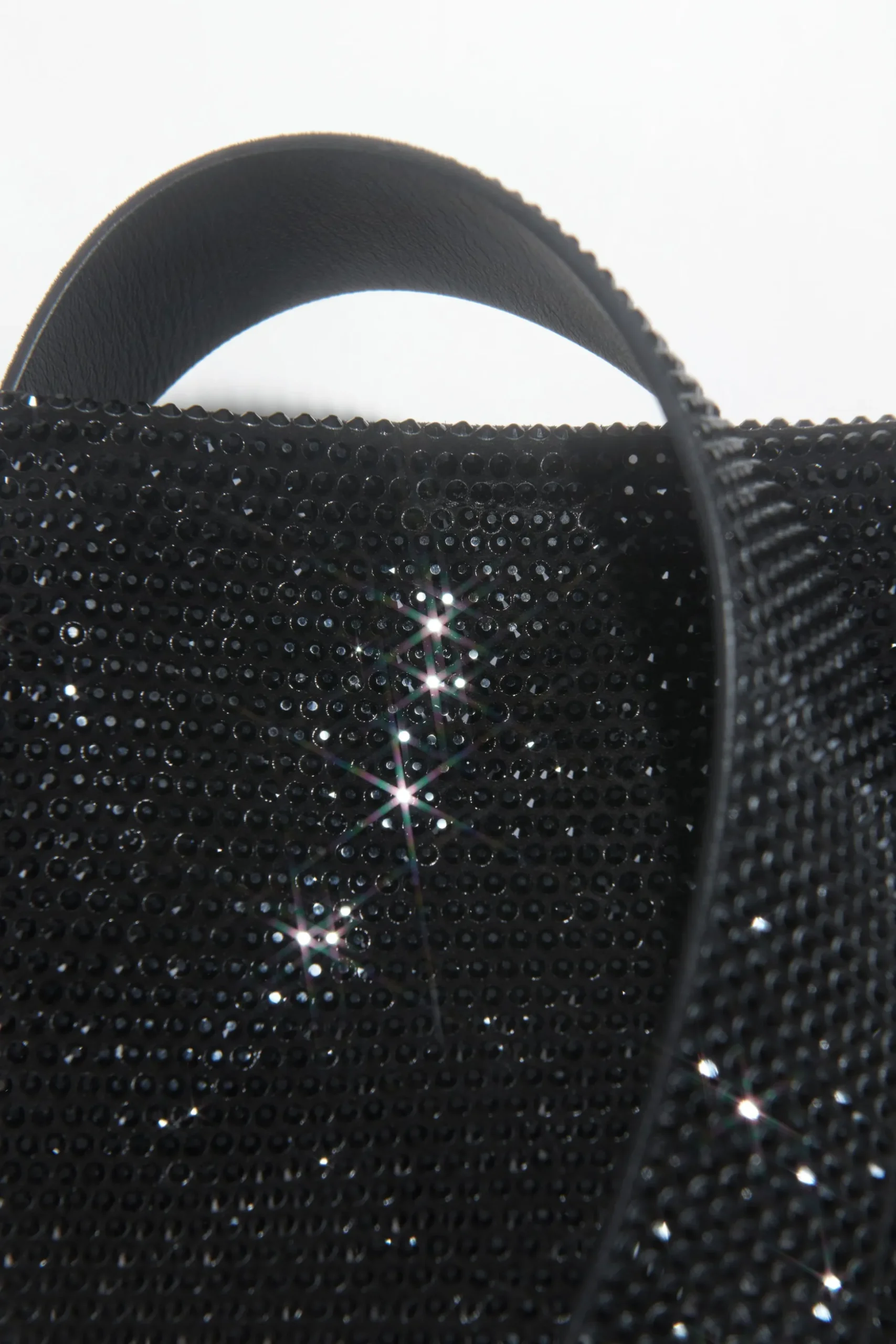 Musubi Micro Schultertasche