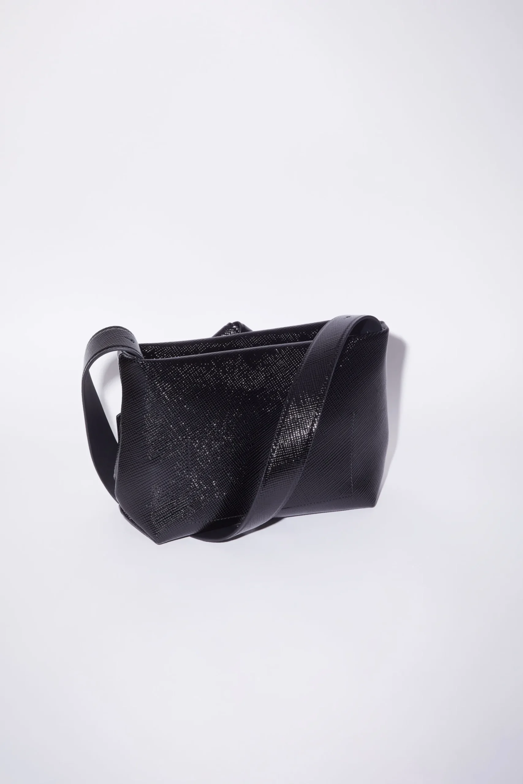Musubi Schultertasche