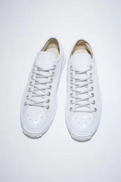 Niedrige Sneakers