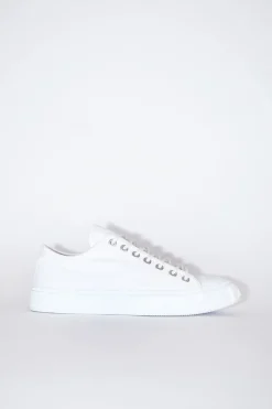 Niedrige Sneakers