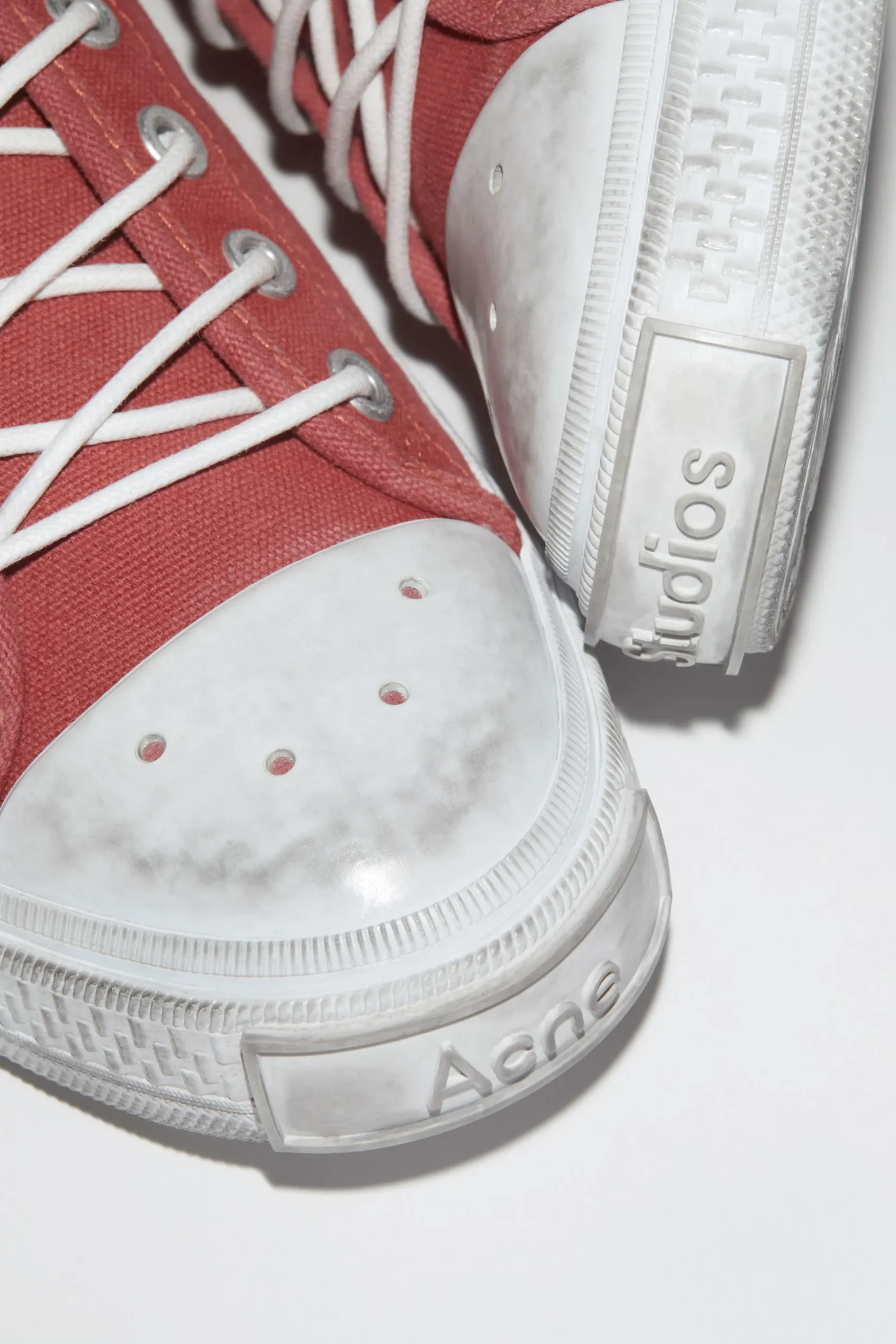 Niedrige Sneakers