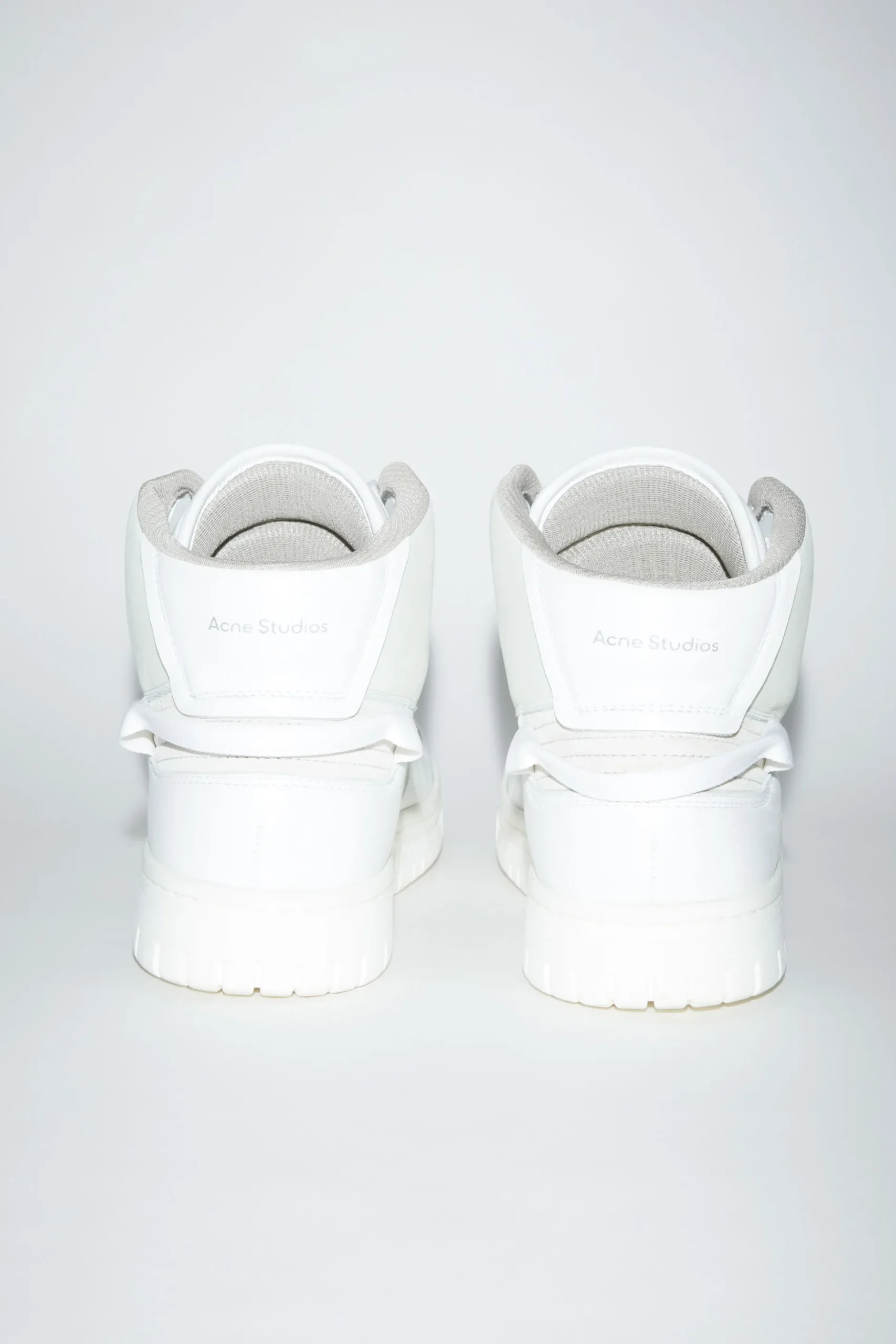 Niedrige Sneakers