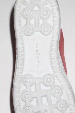 Niedrige Sneakers