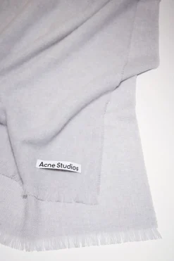 Oversized-Schal Aus Leichter Wolle