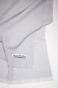 Oversized-Schal Aus Leichter Wolle