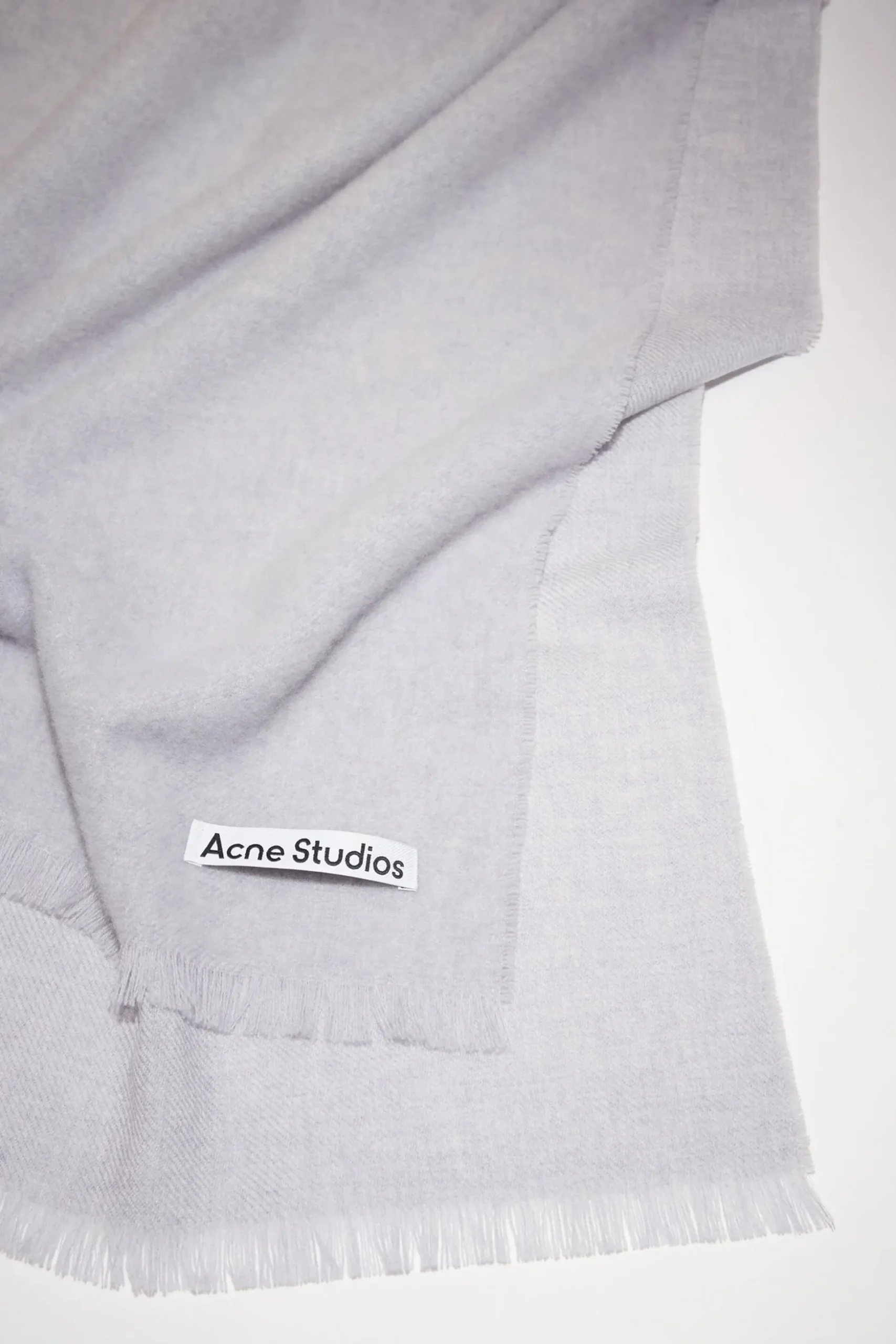 Oversized-Schal Aus Leichter Wolle
