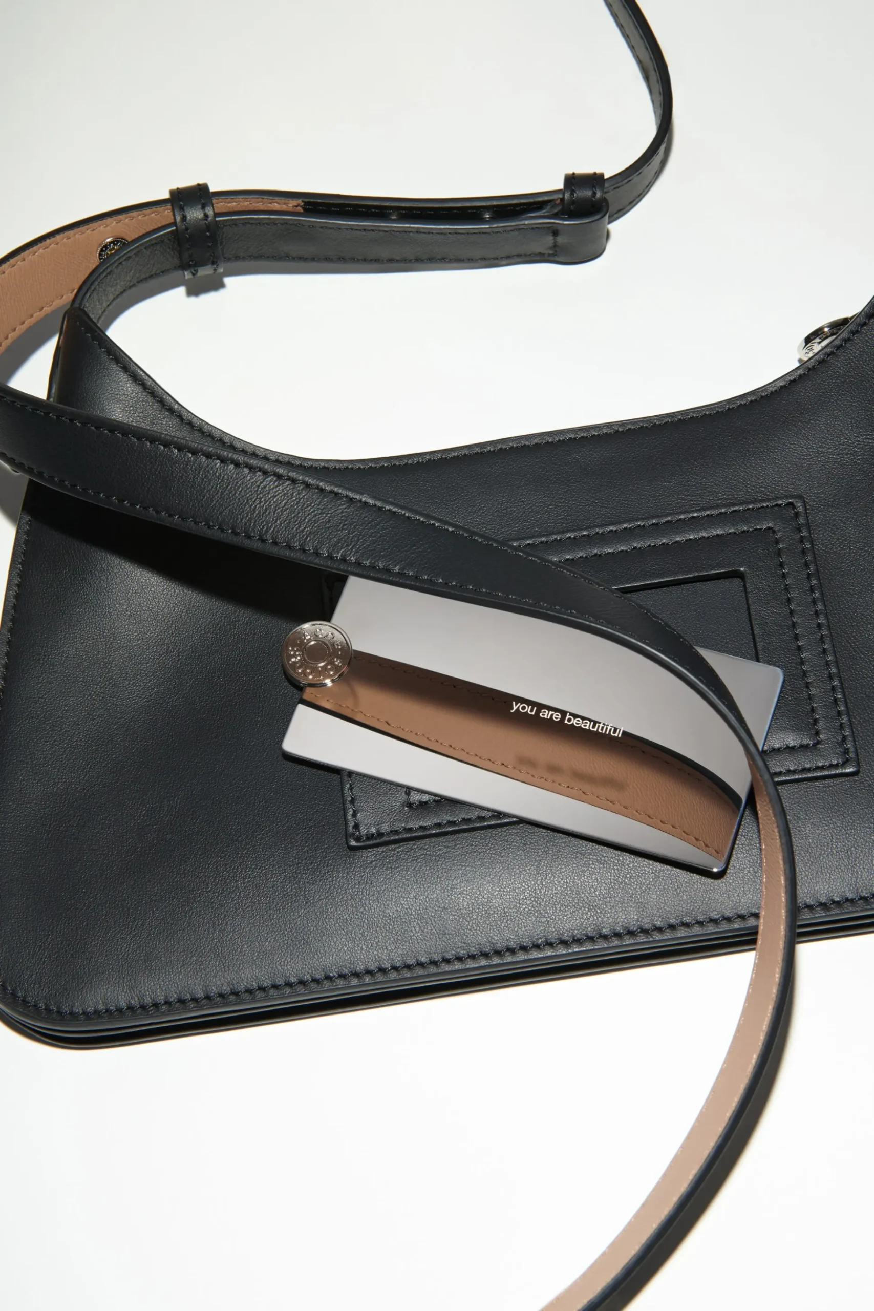 Platt Mini-Schultertasche