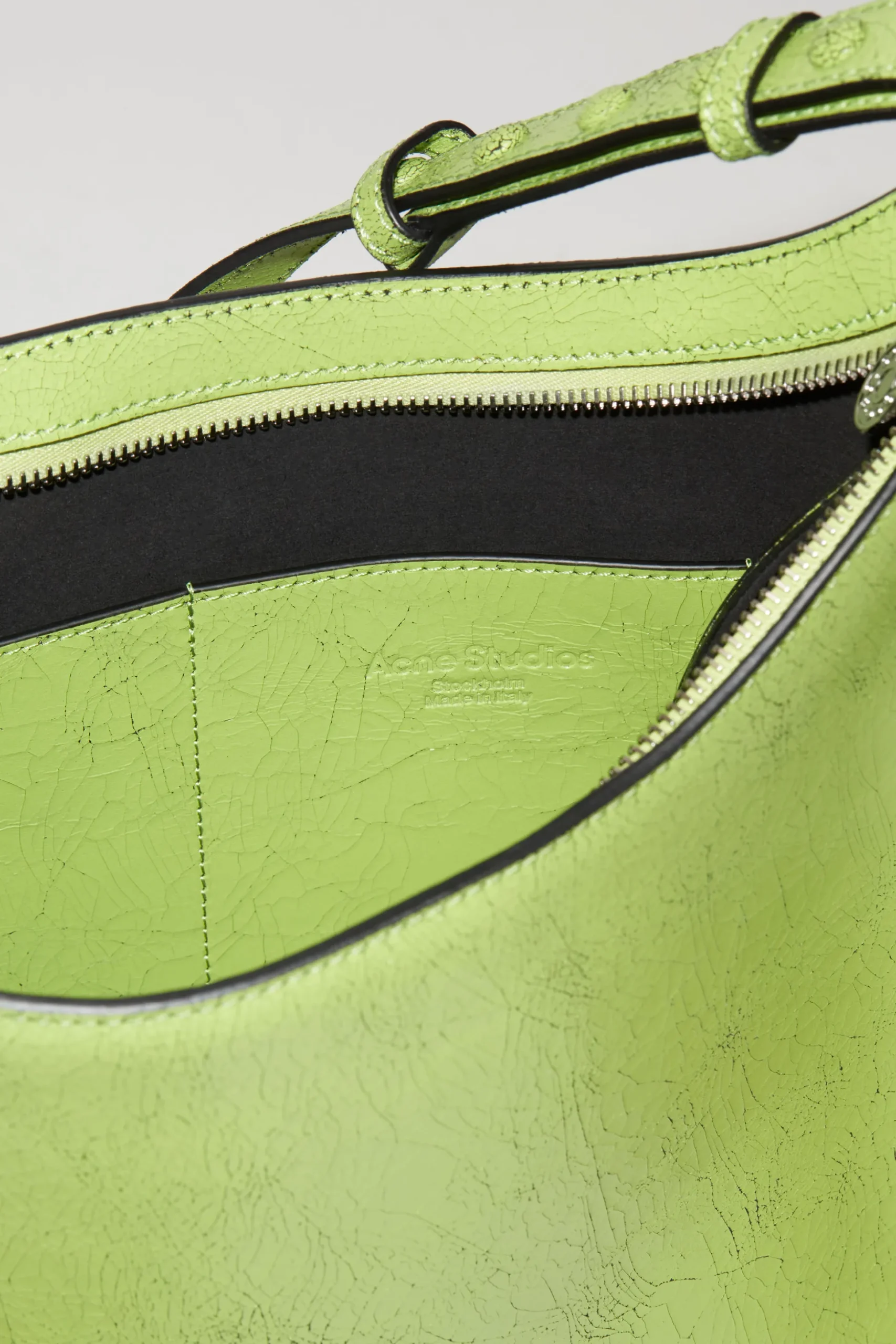 Platt Shoulder Bag