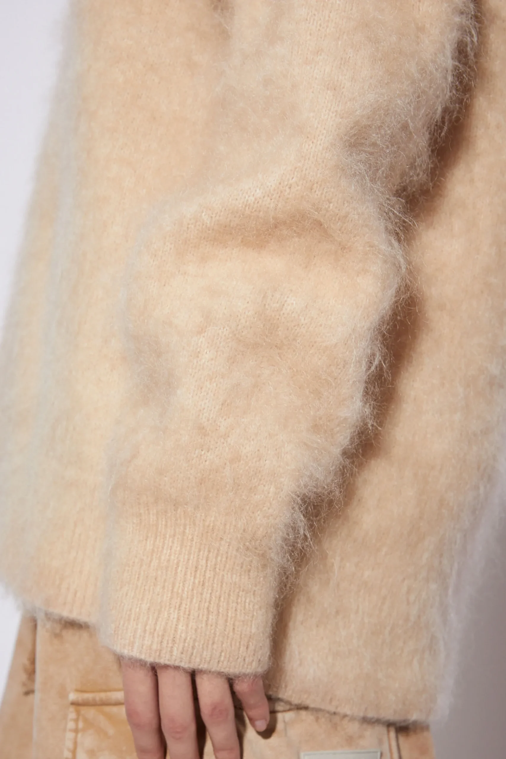 Pullover Mit V-Ausschnitt