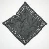 Quadratischer Wollschal Mit Logo