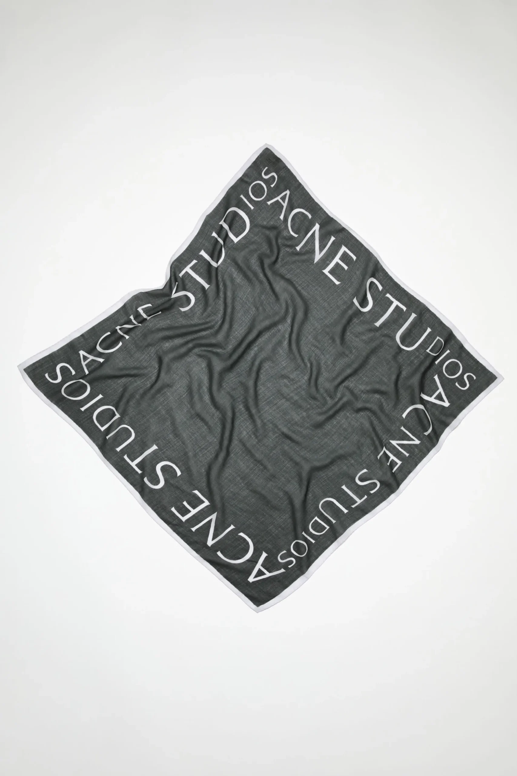 Quadratischer Wollschal Mit Logo