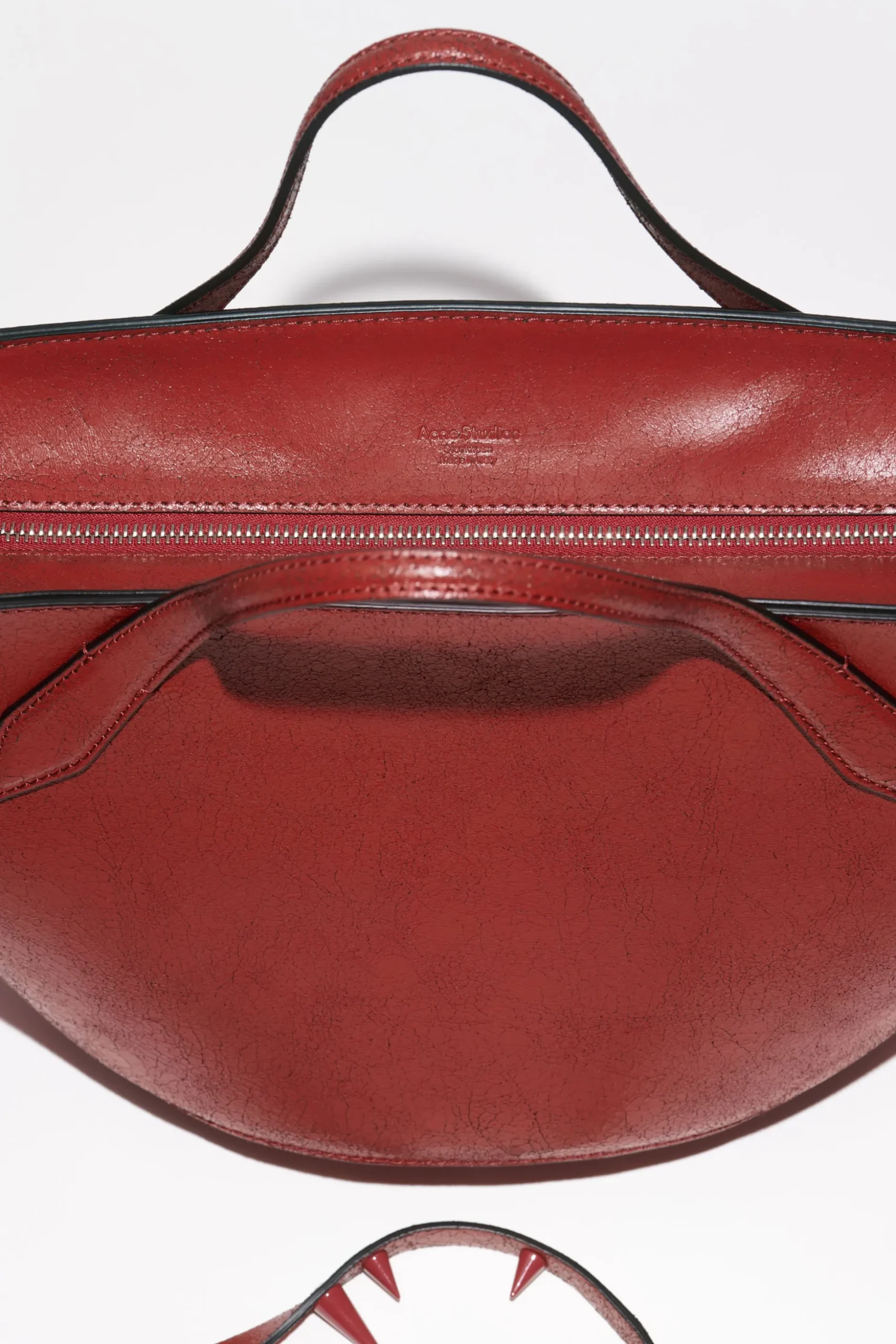 Schultertasche Mit Spikes