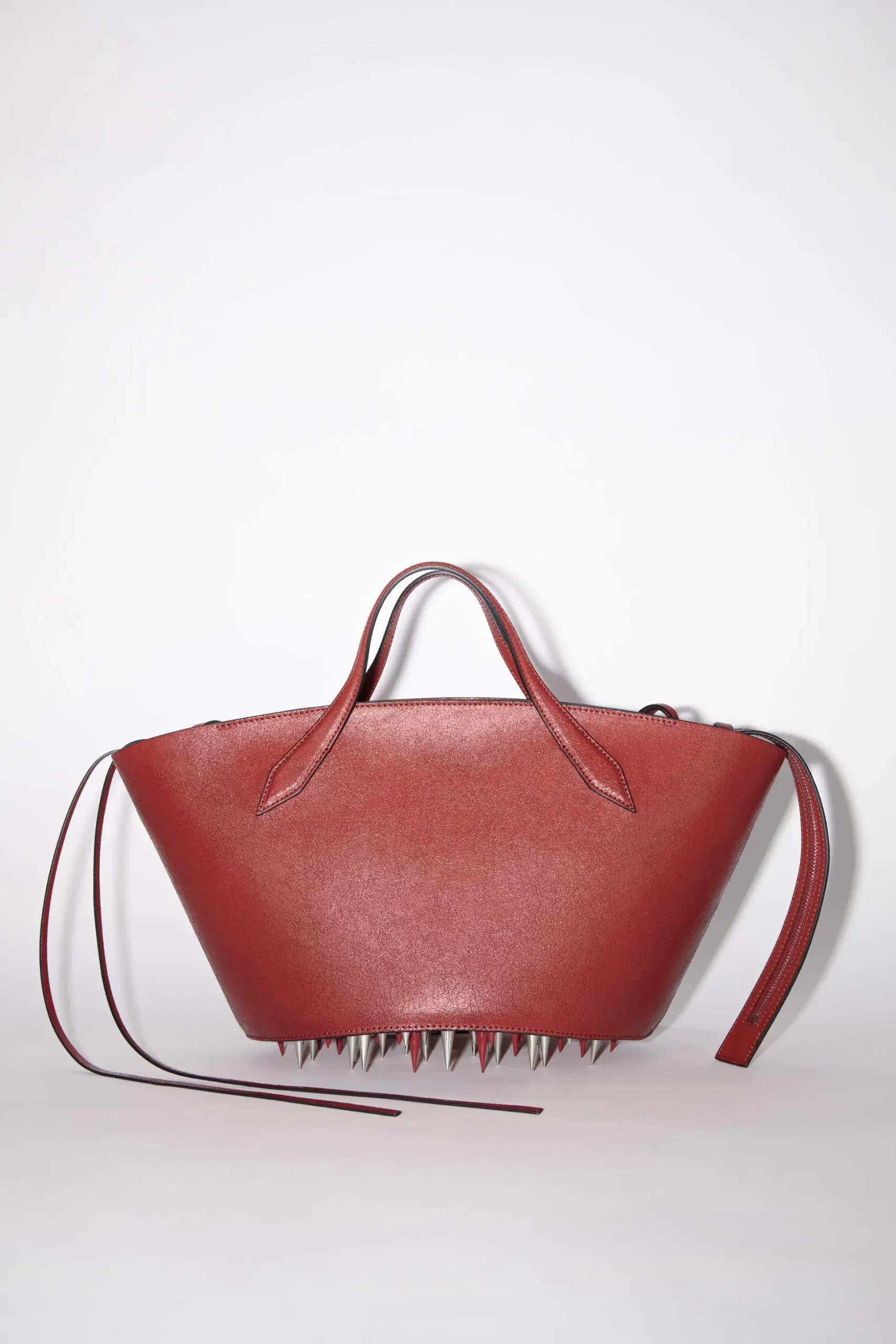 Schultertasche Mit Spikes