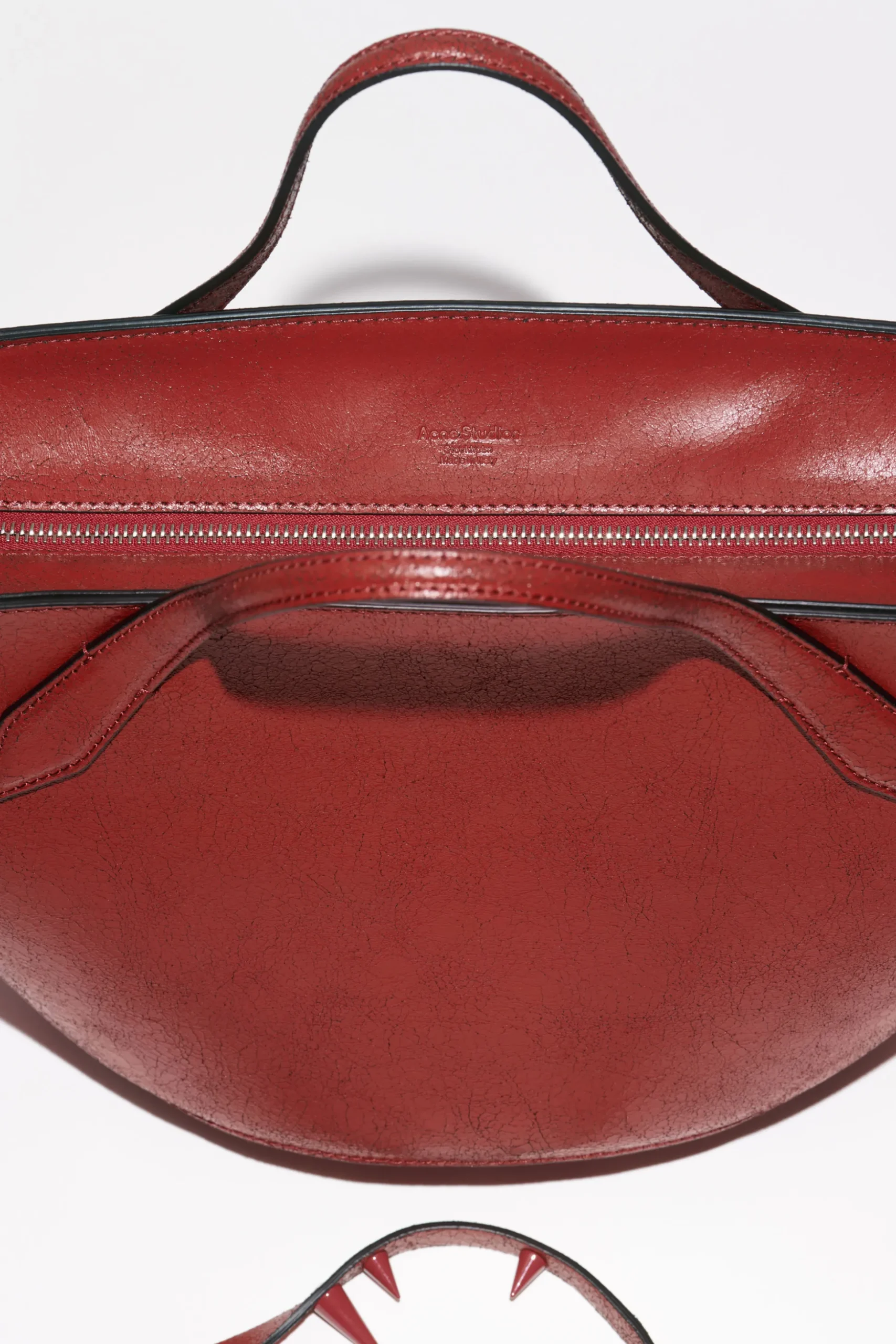 Schultertasche Mit Spikes