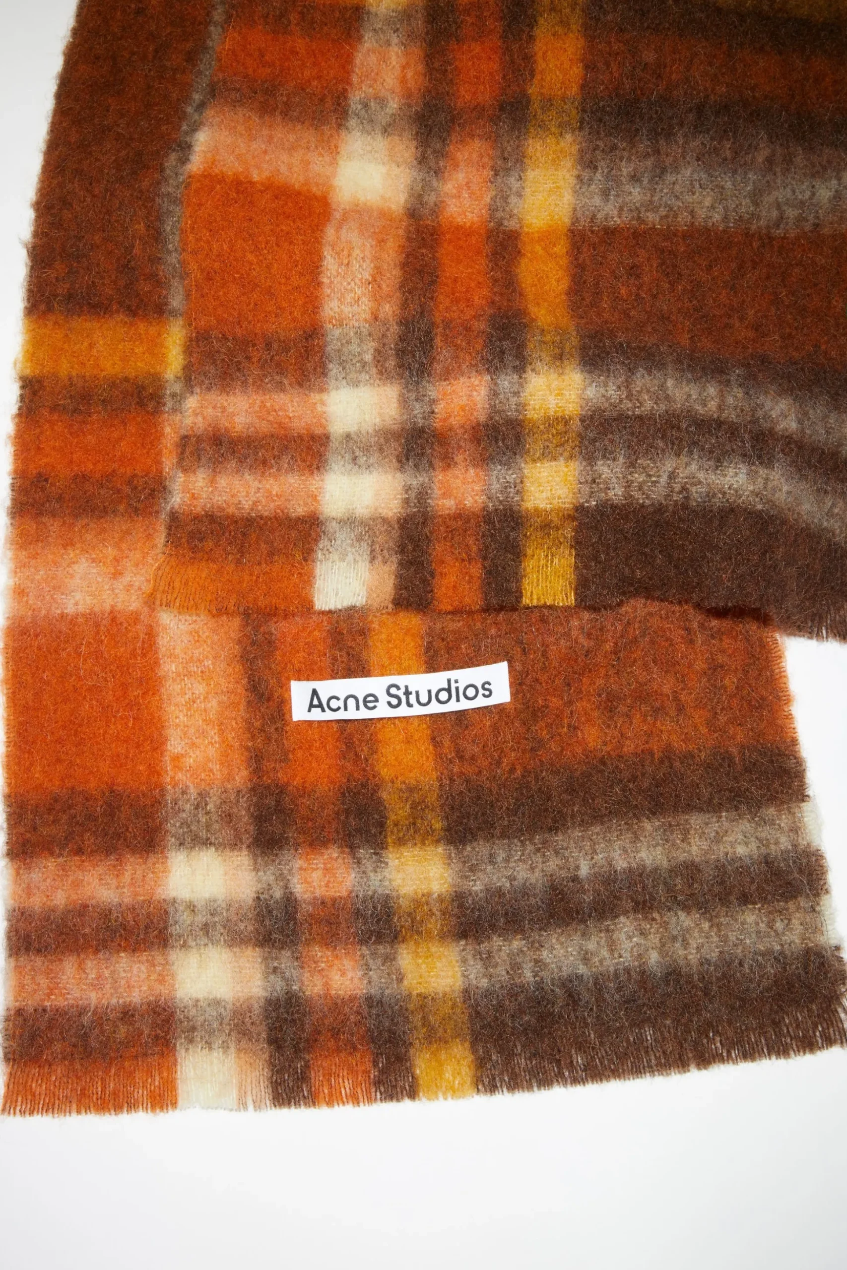 Schwerer Schal Mit Schottenkaro