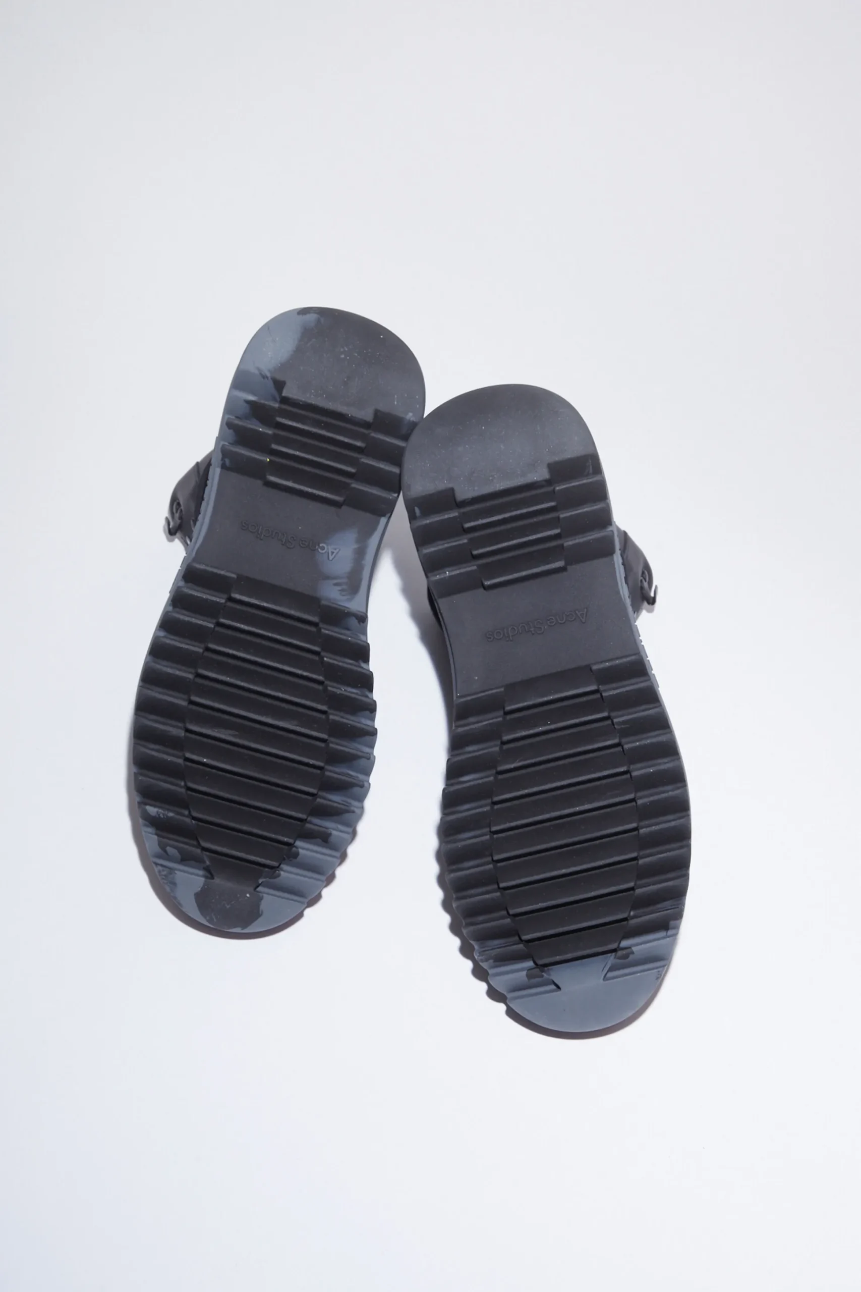 Sneaker Aus Leder Zum Schnuren Am Knochel