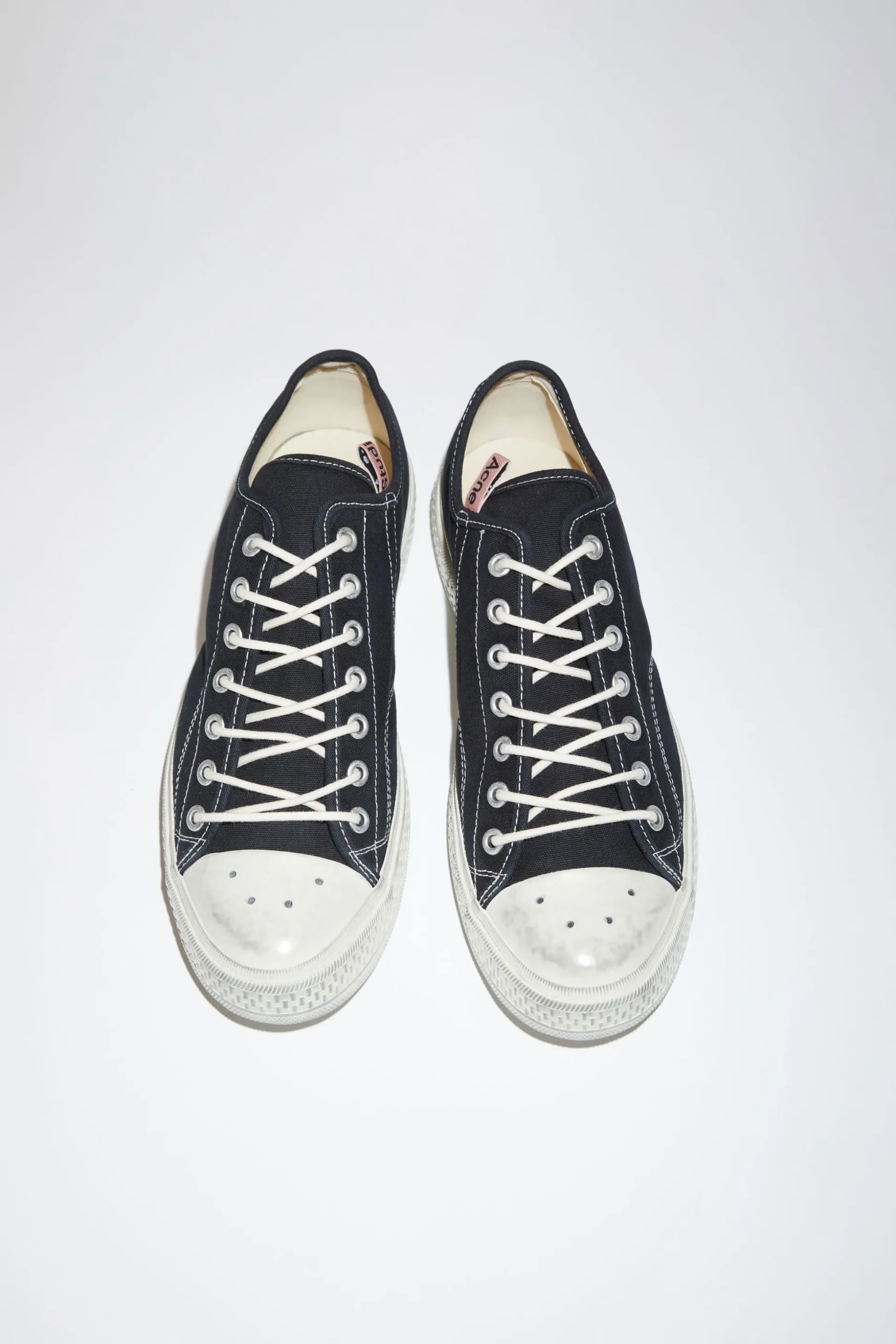 Sneakers Aus Canvas