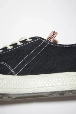 Sneakers Aus Canvas