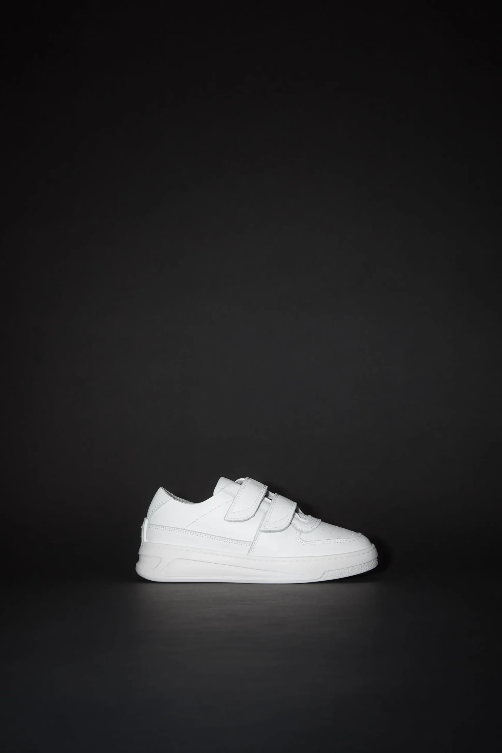 Sneakers Mit Klettverschluss