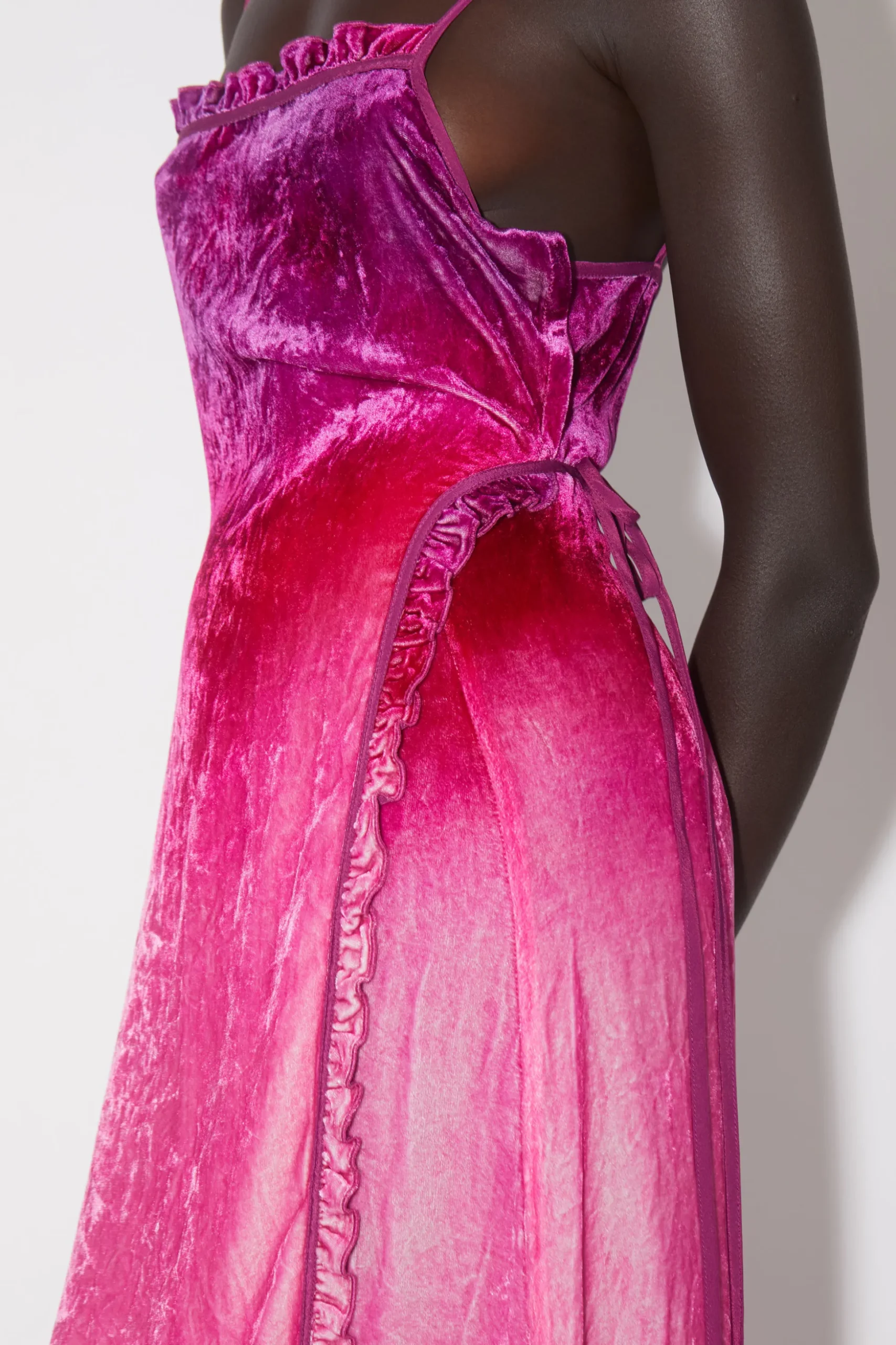Tragerkleid