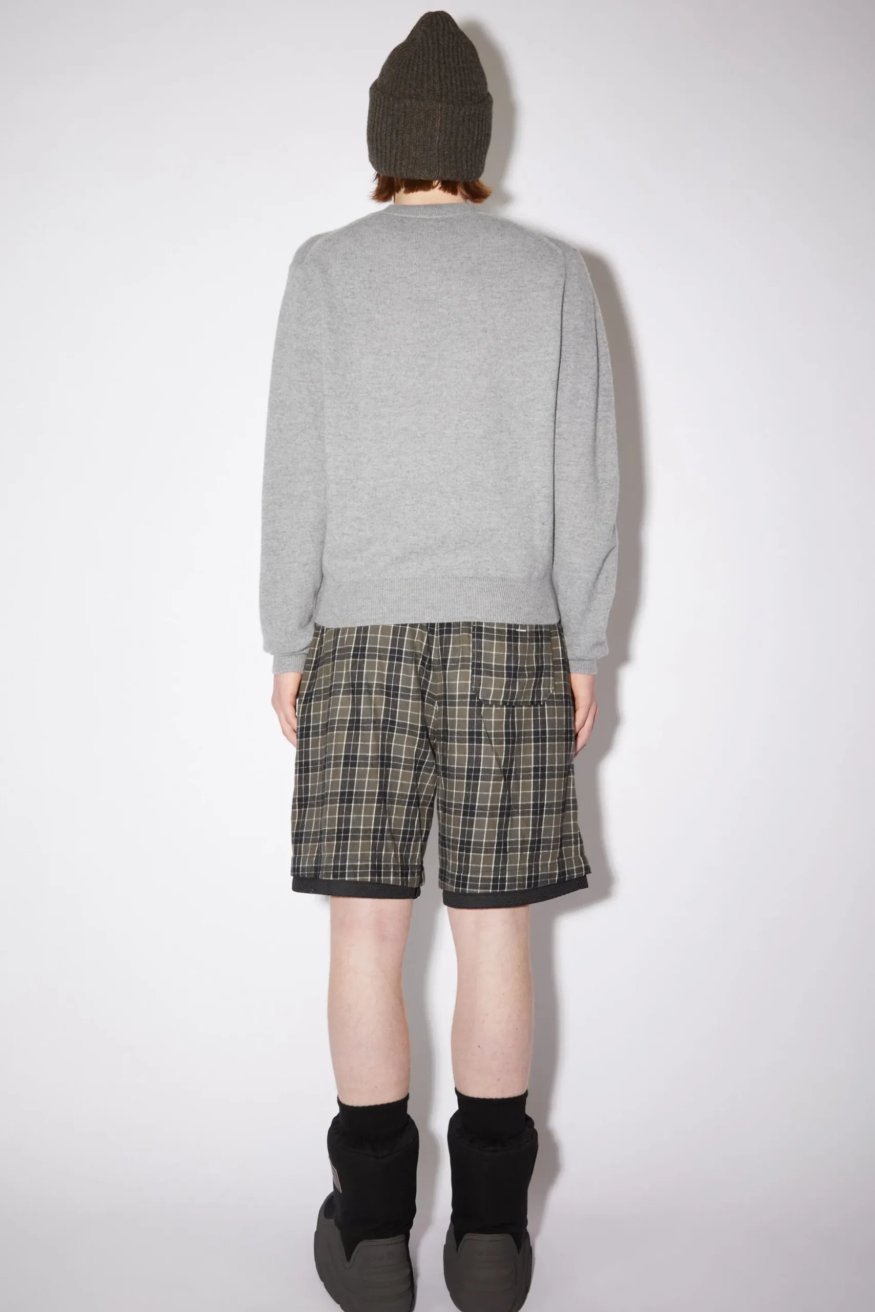Wollpullover Mit V-Ausschnitt