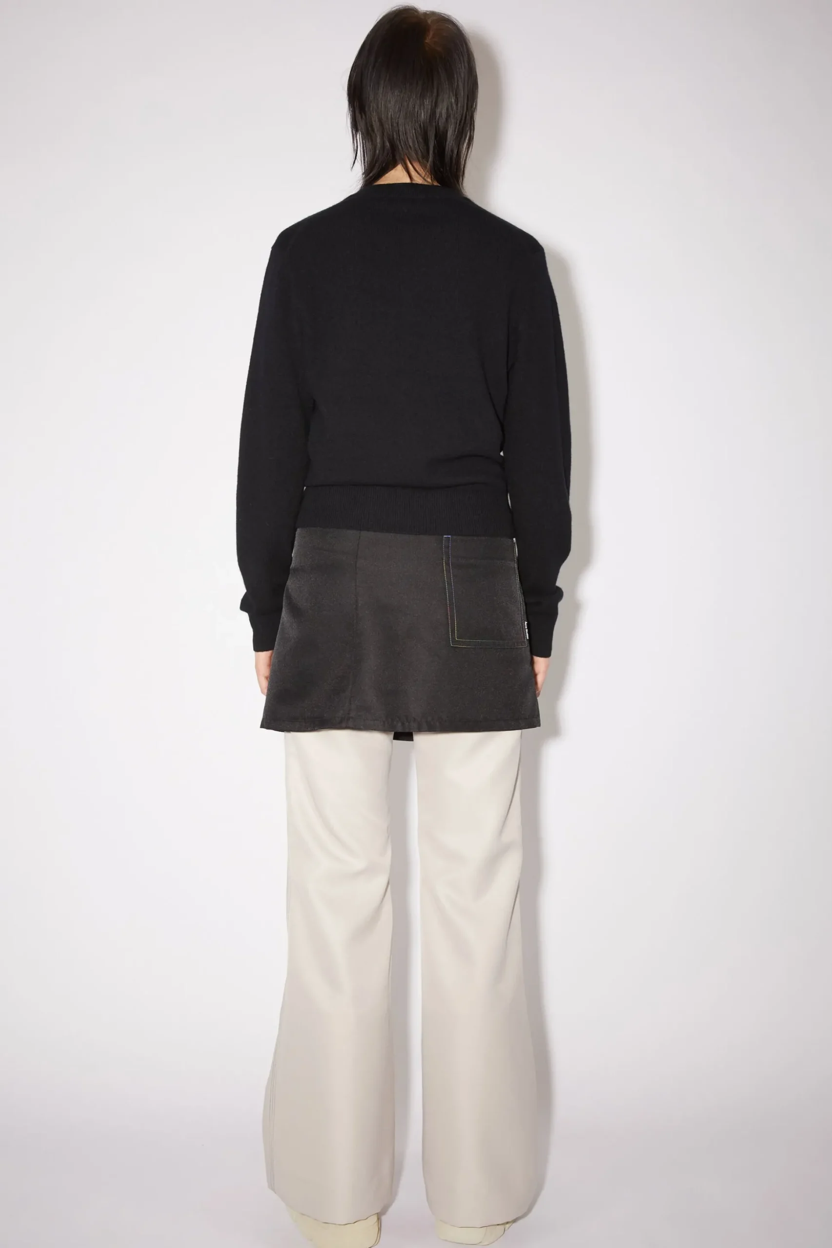 Wollpullover Mit V-Ausschnitt